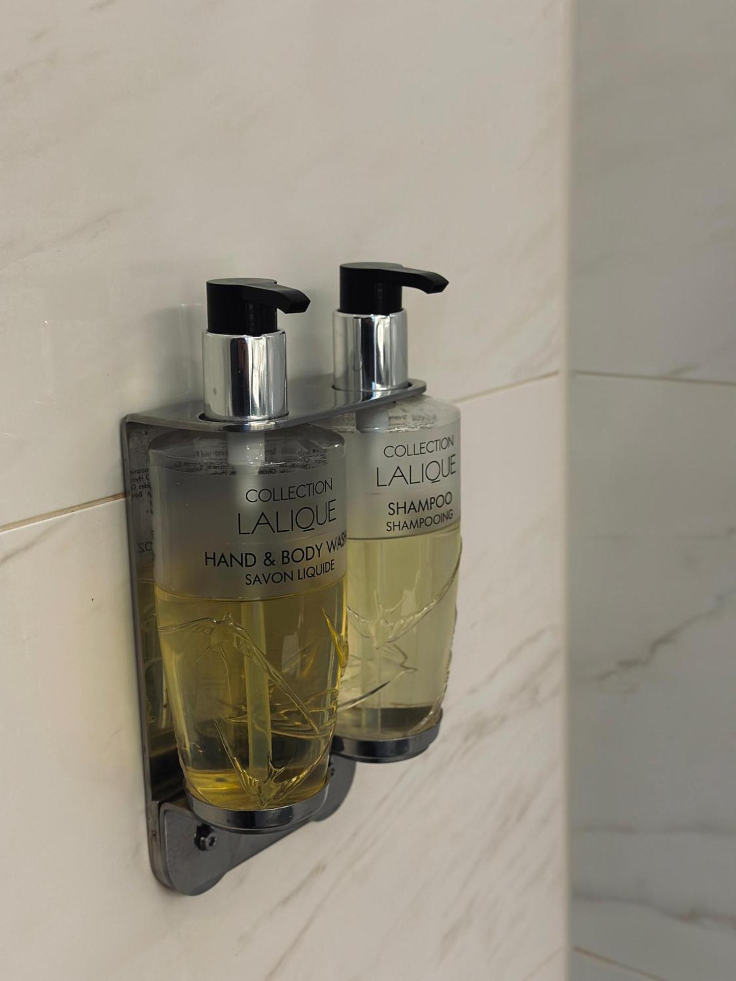 Hotel Royal & Spa Białystok Exteriér fotografie LALIQUE shampoo and body wash